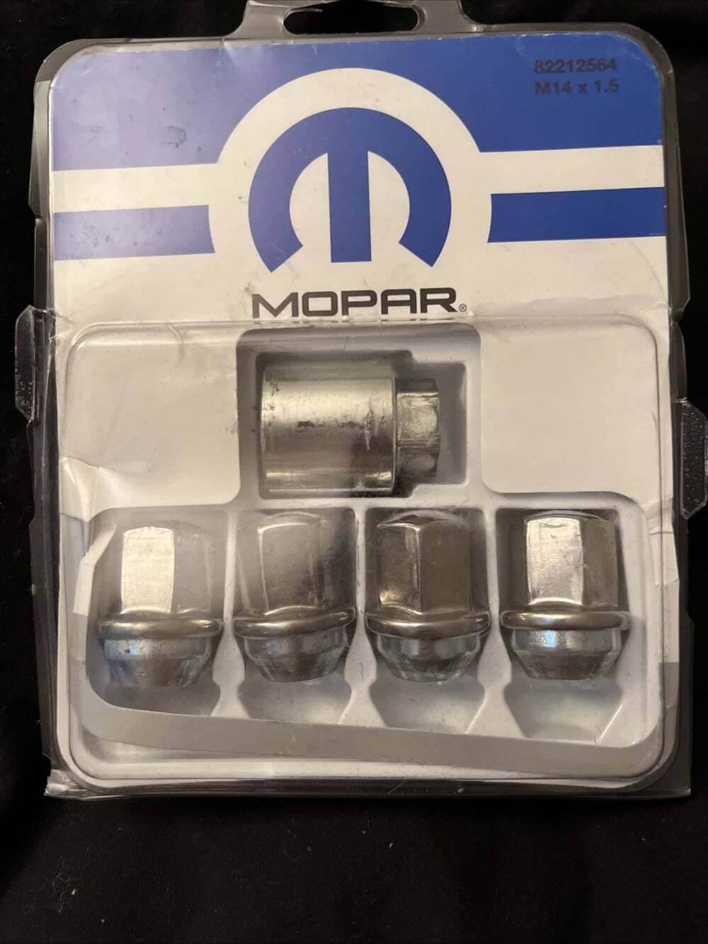 Mopar Oem Wheel Locking Lug Nut Set 82212564 Charger Challenger